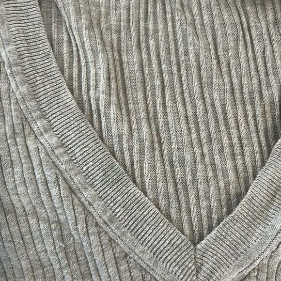 TOPSHOP Pink cropped oversized sweater - Picture 3 of 4